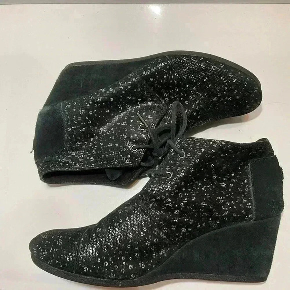 TOMS Desert Wedge Lace Up Ankle Bootie suede shimmering women’s shoe size 11 - Picture 4 of 9
